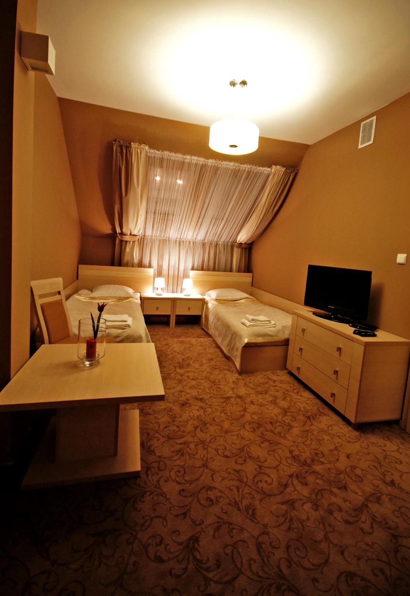 Hotel Hibiskus Boguchwała المظهر الخارجي الصورة