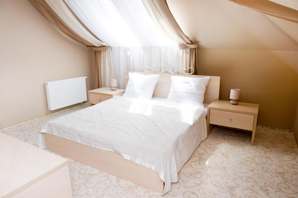 Hotel Hibiskus Boguchwała المظهر الخارجي الصورة